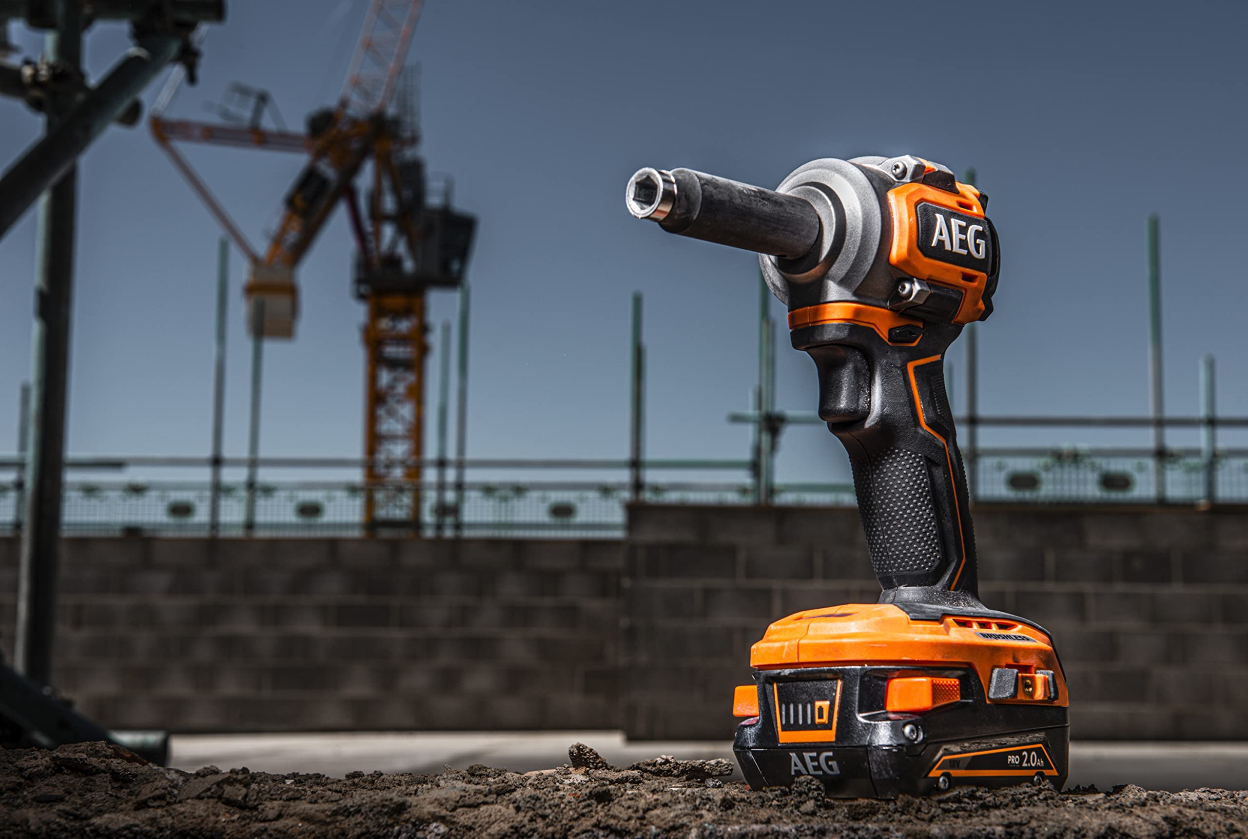 AEG - Boulonneuse à Chocs Sans Fil 280 Nm - 3 Modes + Autostop - Moteur Brushless - LED d'Éclairage - Compatible Batterie Pro18V - Batterie et Chargeur non Inclus - BSS18S12BL-0